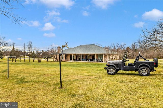 8971 LIGHT ST, Williamsport, MD 21795