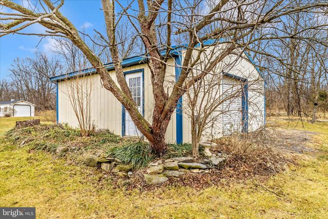 8971 LIGHT ST, Williamsport, MD 21795