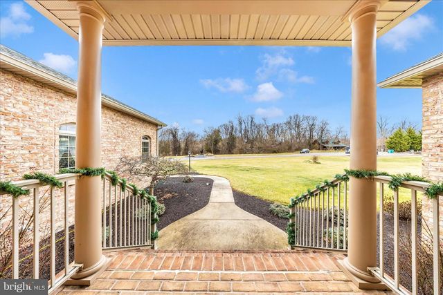 8971 LIGHT ST, Williamsport, MD 21795