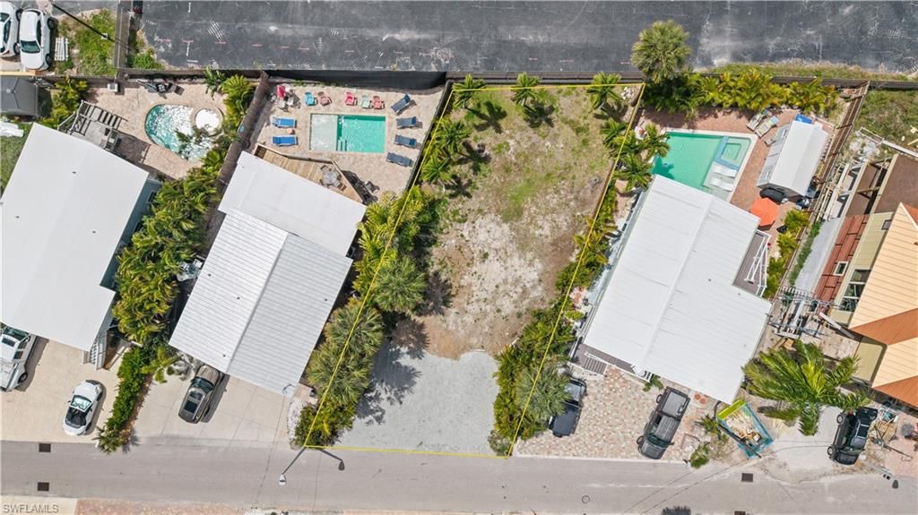 205 Miramar ST, FORT MYERS BEACH, FL 33931 — photo 2