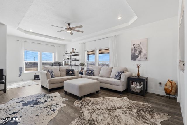 22454 W Steel Horse Road, Congress, AZ 85332