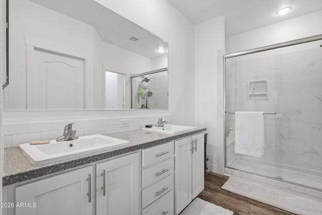 22454 W Steel Horse Road, Congress, AZ 85332