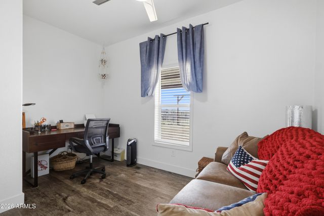 22454 W Steel Horse Road, Congress, AZ 85332