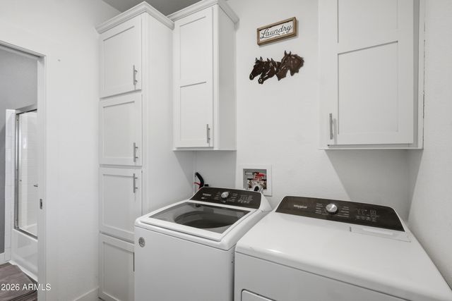 22454 W Steel Horse Road, Congress, AZ 85332