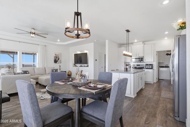 22454 W Steel Horse Road, Congress, AZ 85332