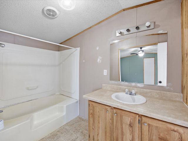 222 County Road 3331, Paradise, TX 76073