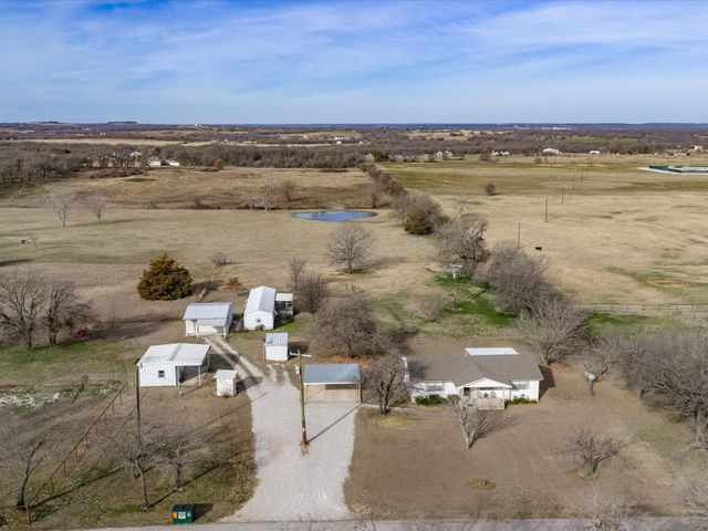222 County Road 3331, Paradise, TX 76073