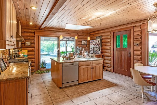 22700 Old Santa Cruz Highway, Los Gatos, CA 95033