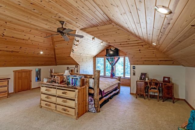 22700 Old Santa Cruz Highway, Los Gatos, CA 95033