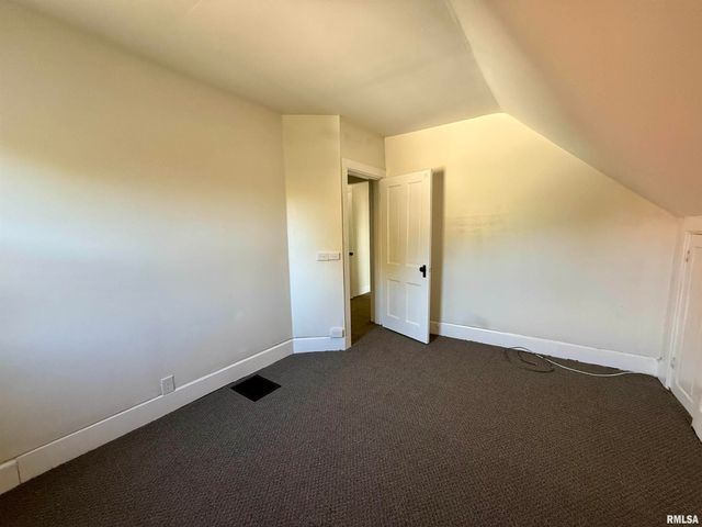 1150 Bateman Street, Galesburg, IL 61401