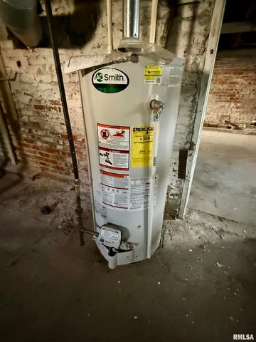 1150 Bateman Street, Galesburg, IL 61401