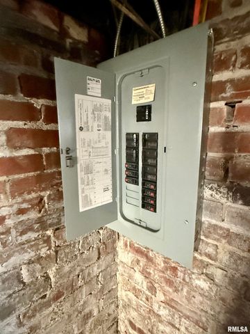 1150 Bateman Street, Galesburg, IL 61401