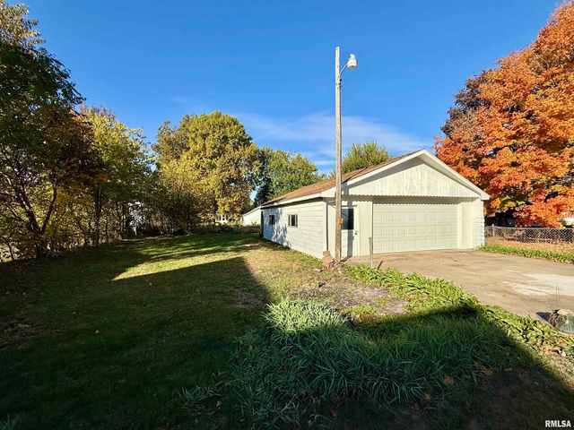 1150 Bateman Street, Galesburg, IL 61401