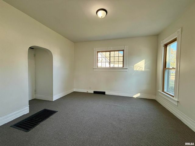 1150 Bateman Street, Galesburg, IL 61401