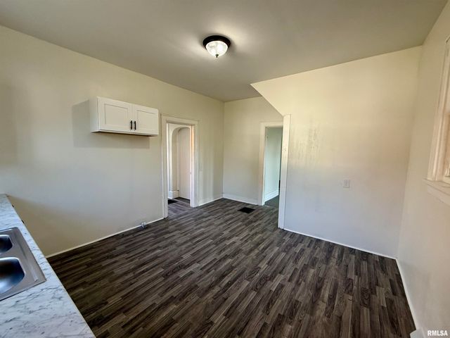 1150 Bateman Street, Galesburg, IL 61401