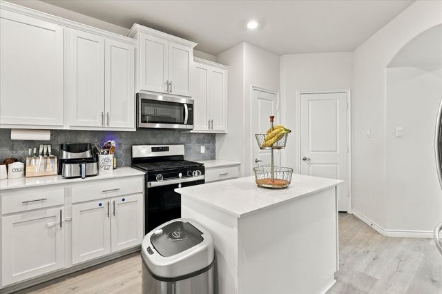 209 Tate Lane, Anna, TX 75409