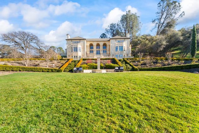 9300 Touchstone Ct, Granite Bay, CA 95746