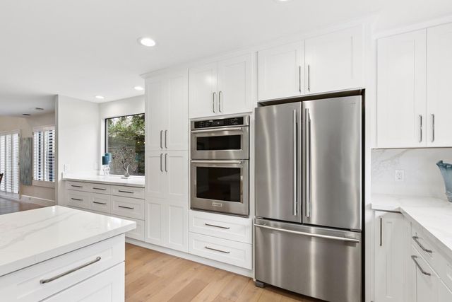 11495 Forty Niner Cir, Gold River, CA 95670