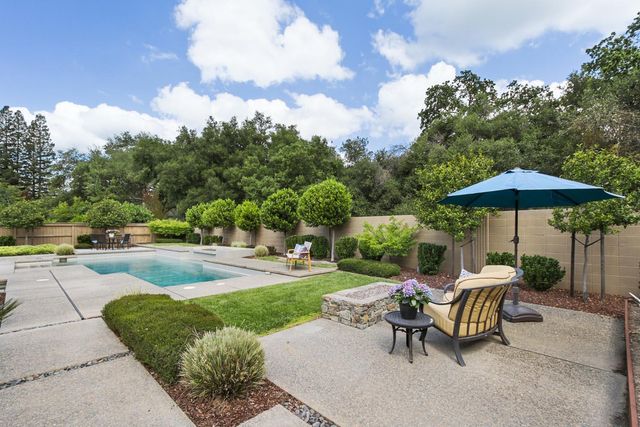 11495 Forty Niner Cir, Gold River, CA 95670