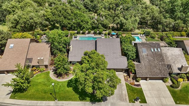 11495 Forty Niner Cir, Gold River, CA 95670