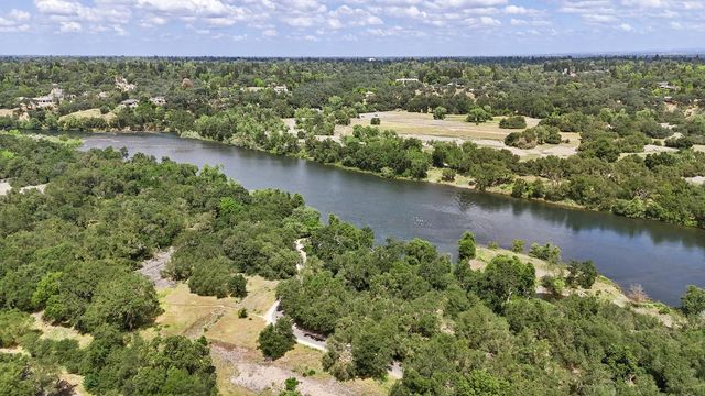 11495 Forty Niner Cir, Gold River, CA 95670