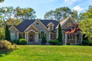 7 Buckhide Road, Windham, NH 03087