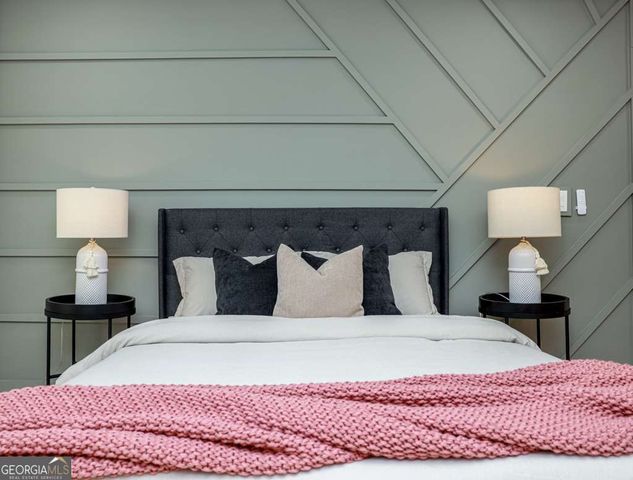 2566 Creekwood Terrace, Decatur, GA 30030