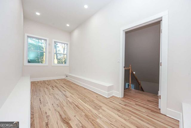 2566 Creekwood Terrace, Decatur, GA 30030