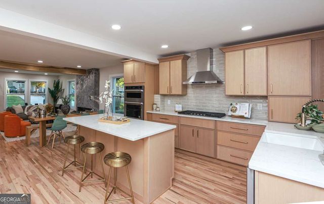 2566 Creekwood Terrace, Decatur, GA 30030