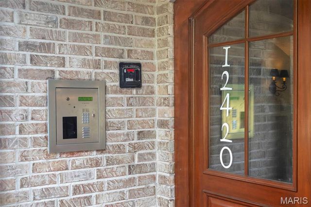 12420 Rott Road 2B, Sunset Hills, MO 63127