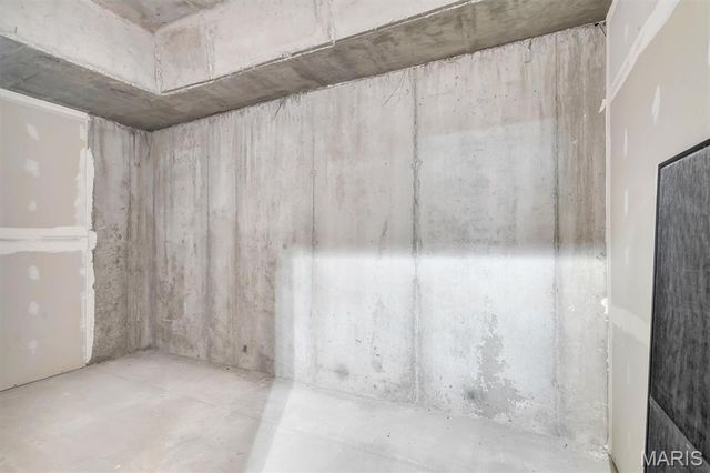 12420 Rott Road 2B, Sunset Hills, MO 63127