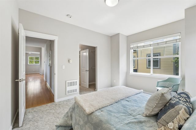 1775 27th Lane NE, Issaquah, WA 98029