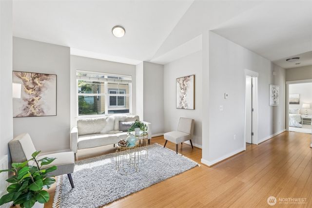 1775 27th Lane NE, Issaquah, WA 98029