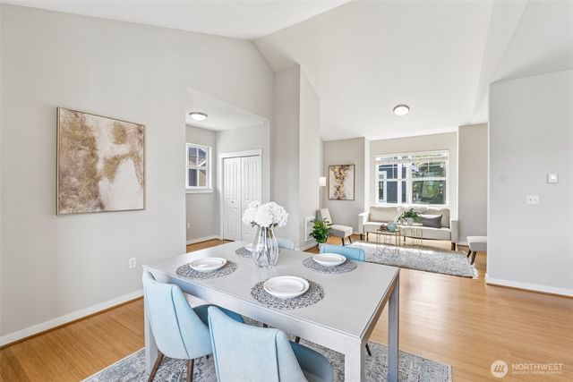 1775 27th Lane NE, Issaquah, WA 98029