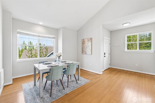 1775 27th Lane NE, Issaquah, WA 98029