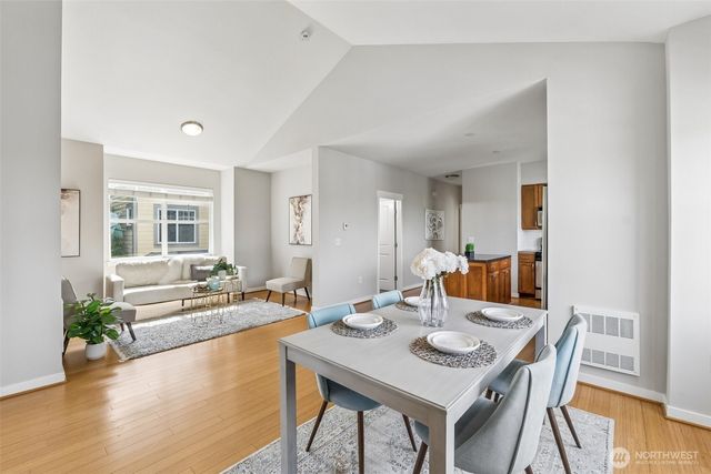 1775 27th Lane NE, Issaquah, WA 98029