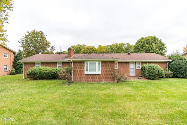1817 Sundale Road, Johnson City, TN 37604