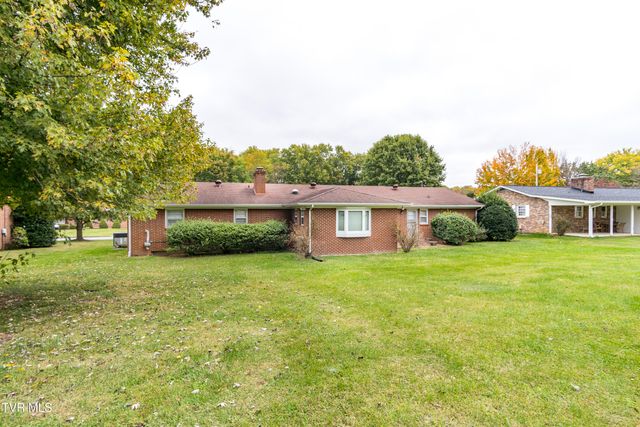 1817 Sundale Road, Johnson City, TN 37604