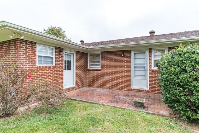 1817 Sundale Road, Johnson City, TN 37604