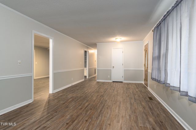 1817 Sundale Road, Johnson City, TN 37604