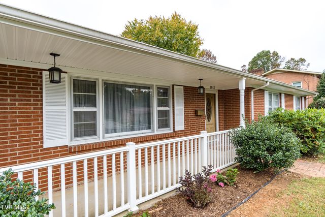 1817 Sundale Road, Johnson City, TN 37604