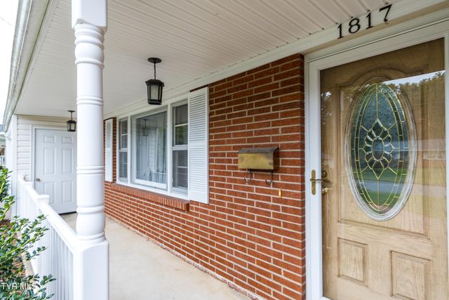 1817 Sundale Road, Johnson City, TN 37604