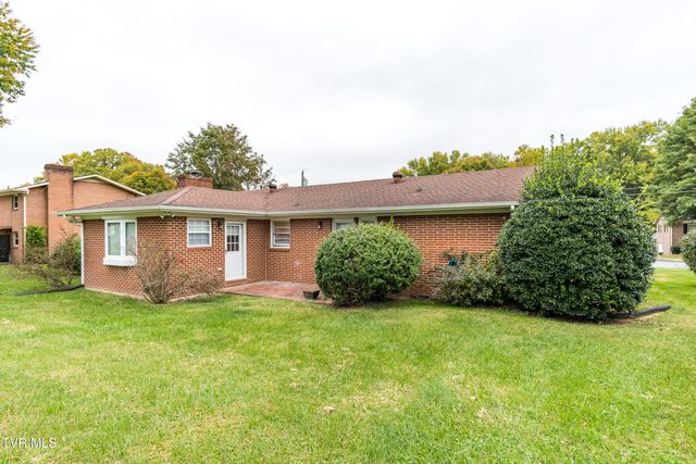 1817 Sundale Road, Johnson City, TN 37604