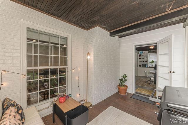 712 Francis Place, Clayton, MO 63105