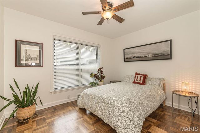 712 Francis Place, Clayton, MO 63105