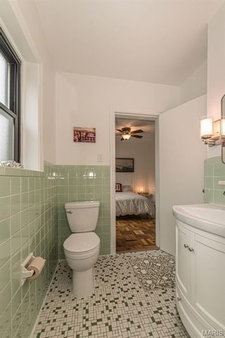 712 Francis Place, Clayton, MO 63105