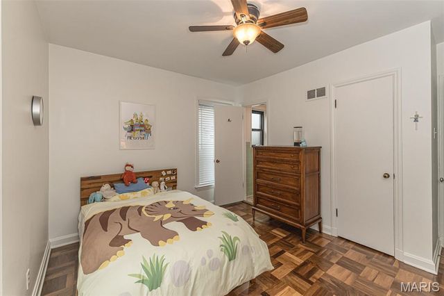 712 Francis Place, Clayton, MO 63105