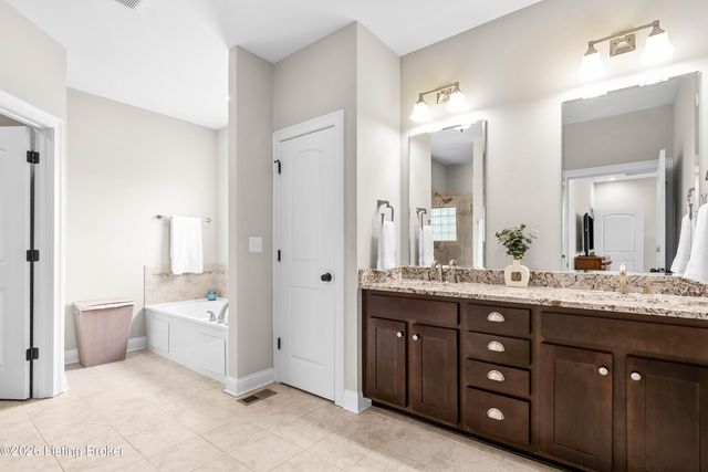 9201 Hassy Way, Louisville, KY 40299