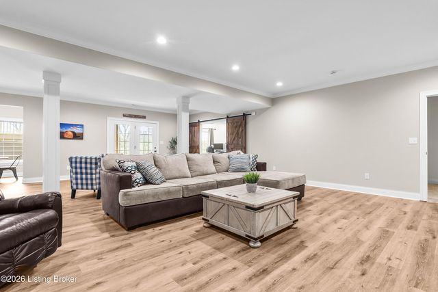 9201 Hassy Way, Louisville, KY 40299