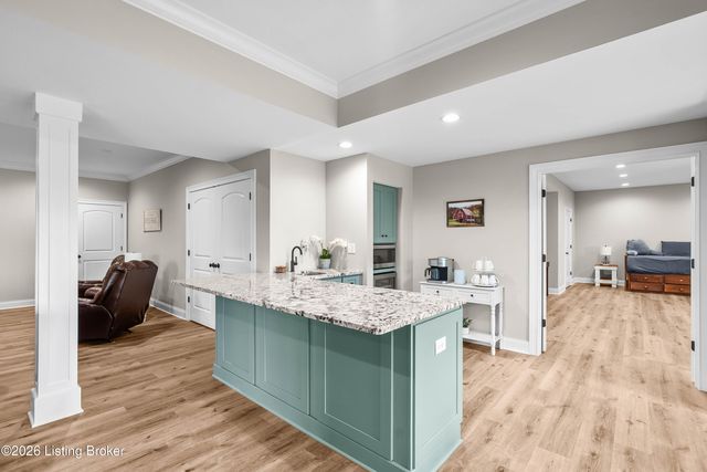 9201 Hassy Way, Louisville, KY 40299